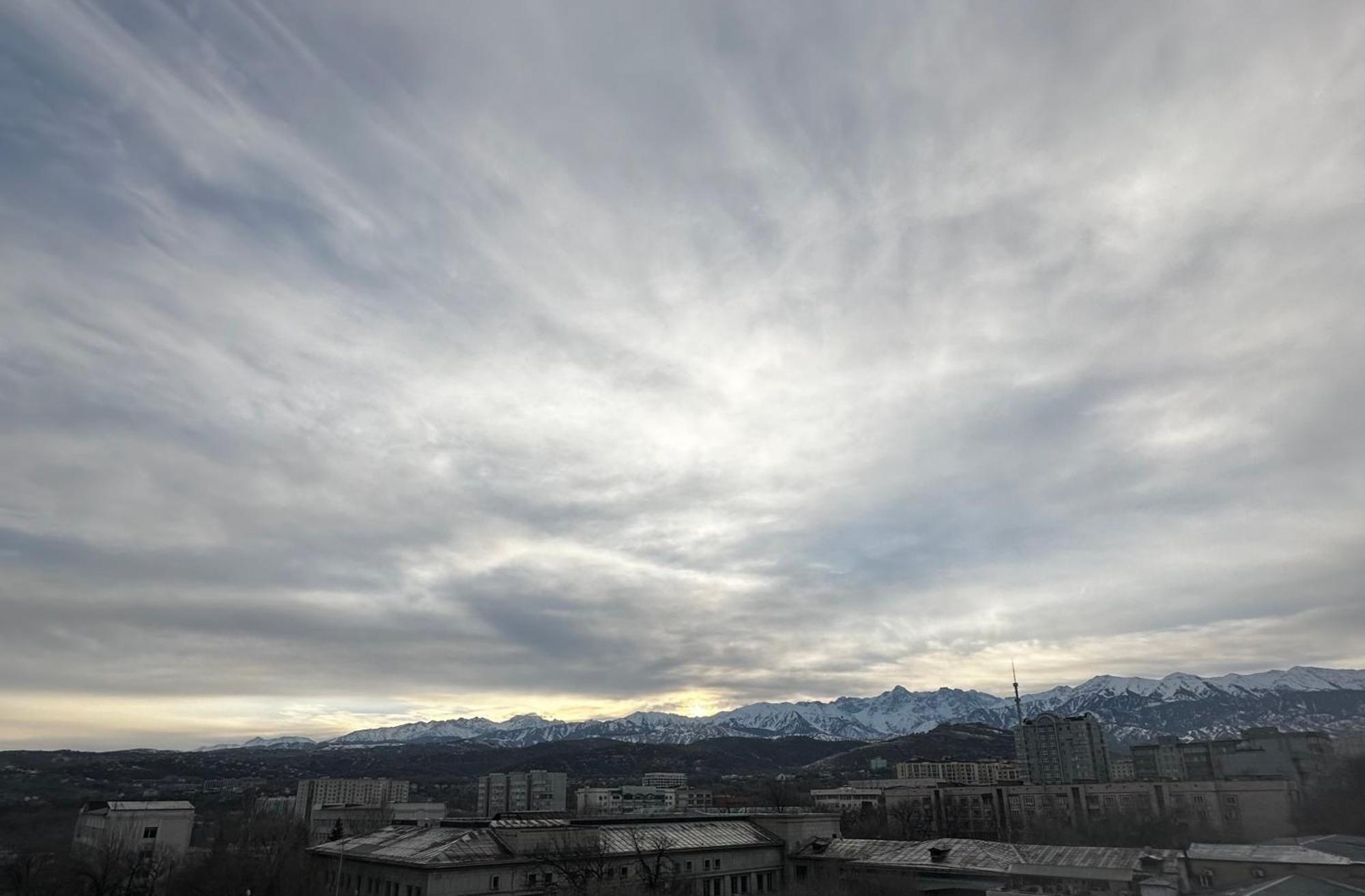 Whitefort Apartment Almatı Dış mekan fotoğraf